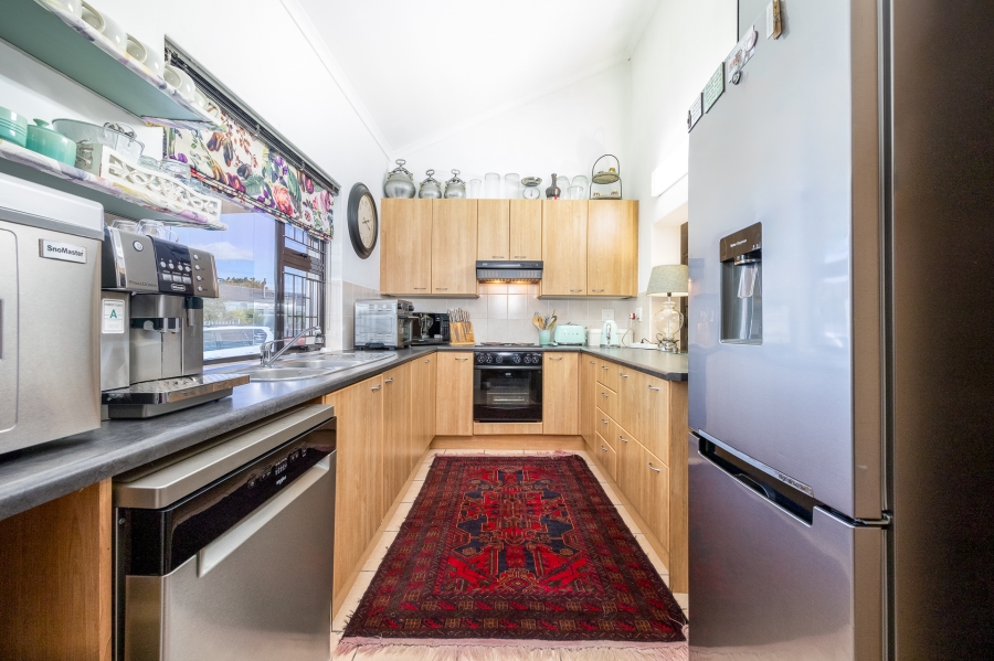 3 Bedroom Property for Sale in Uitzicht Western Cape